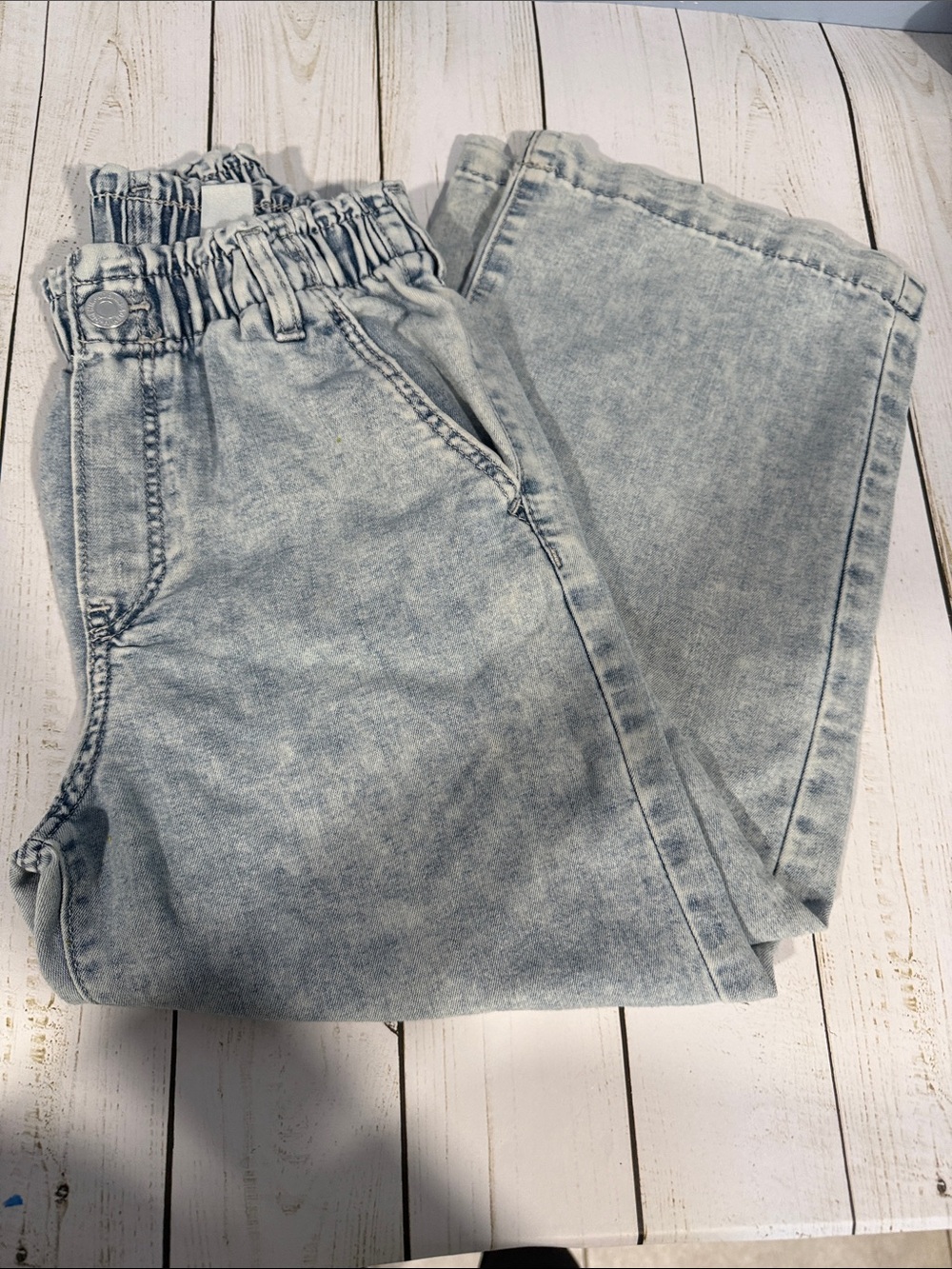 Girls Light Wash Elastic Waist Jeans